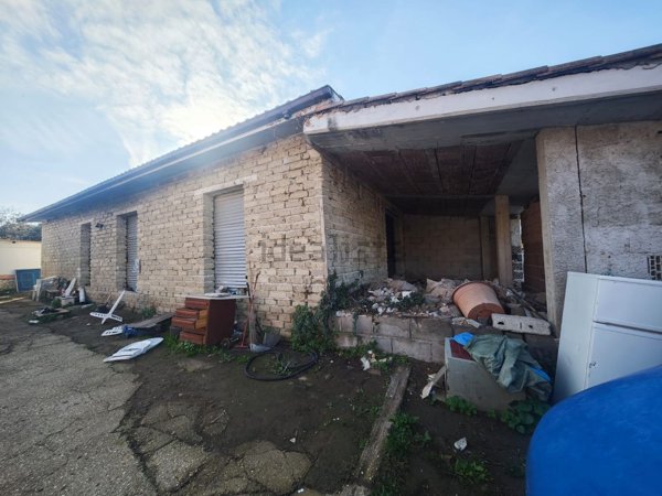 casa indipendente in vendita a Zagarolo in zona Valle Martella