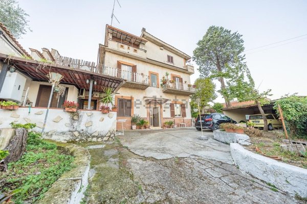 appartamento in vendita a Zagarolo in zona Valle Martella