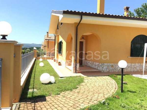 casa indipendente in vendita a Zagarolo