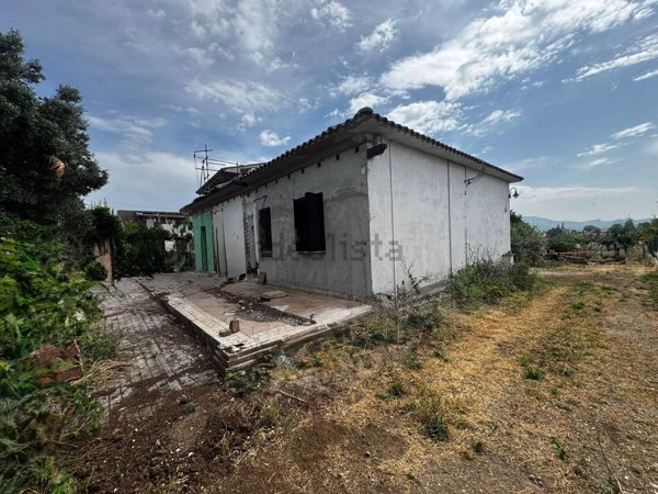 casa indipendente in vendita a Zagarolo