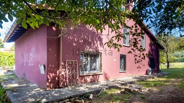 casa indipendente in vendita a Zagarolo