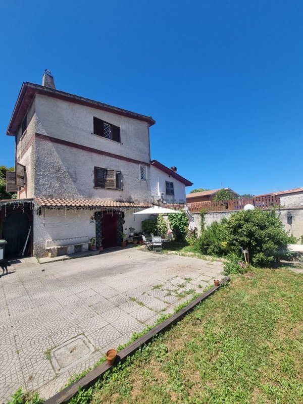 casa indipendente in vendita a Zagarolo