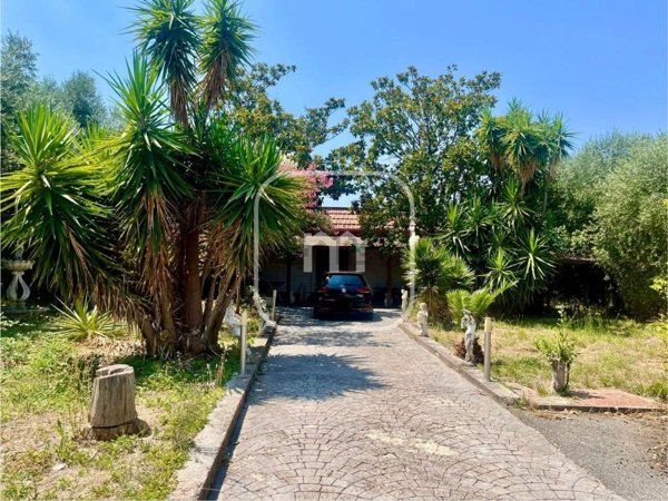 casa indipendente in vendita a Zagarolo in zona Valle Martella