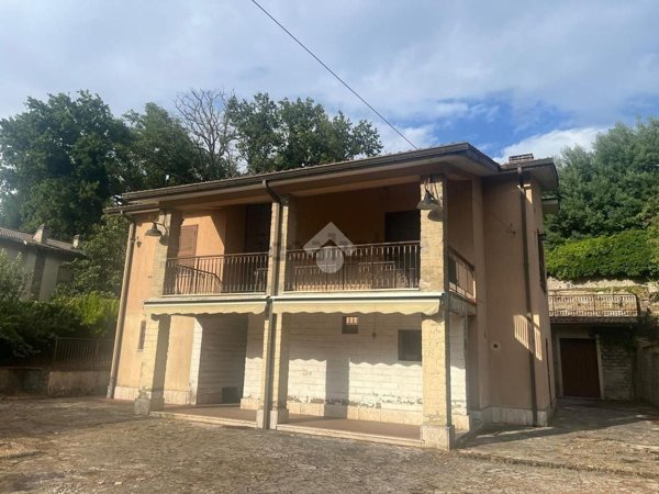 casa indipendente in vendita a Zagarolo