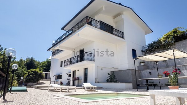 casa indipendente in vendita a Zagarolo