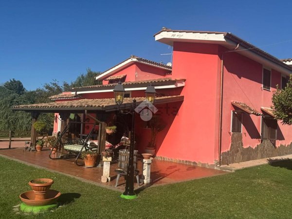 casa indipendente in vendita a Zagarolo
