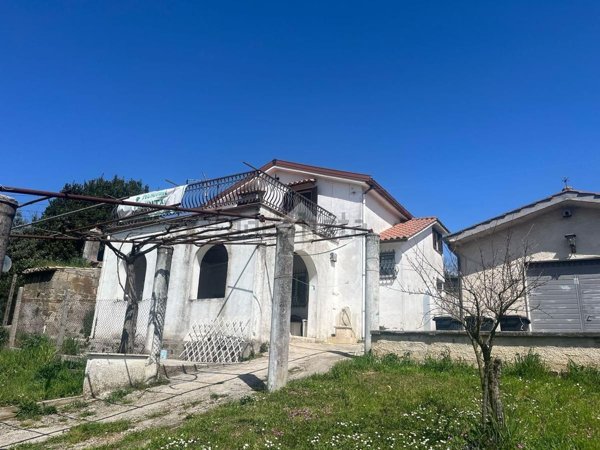 casa indipendente in vendita a Zagarolo