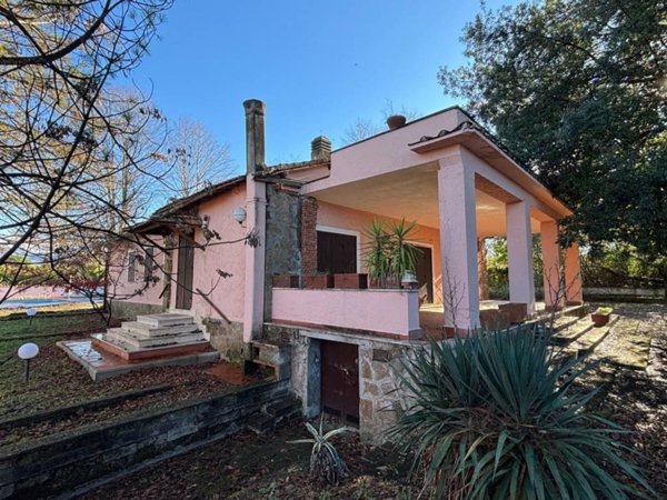 casa indipendente in vendita a Zagarolo