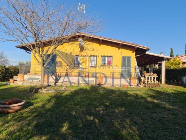 casa indipendente in vendita a Zagarolo