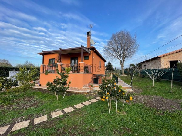 casa indipendente in vendita a Zagarolo