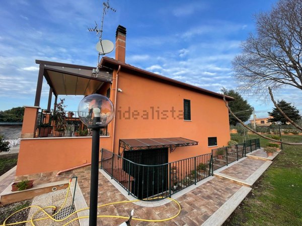 casa indipendente in vendita a Zagarolo