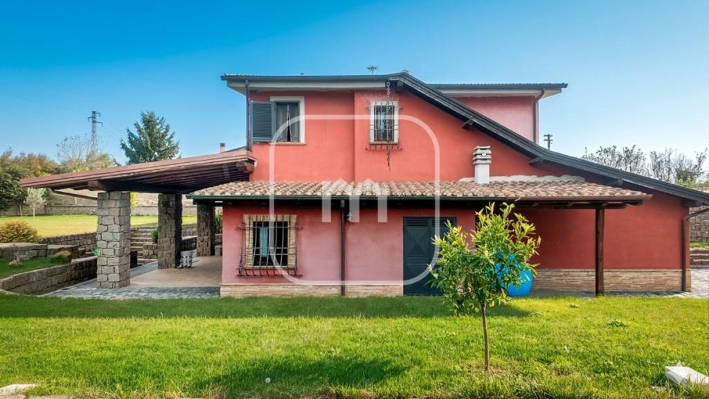 casa indipendente in vendita a Zagarolo