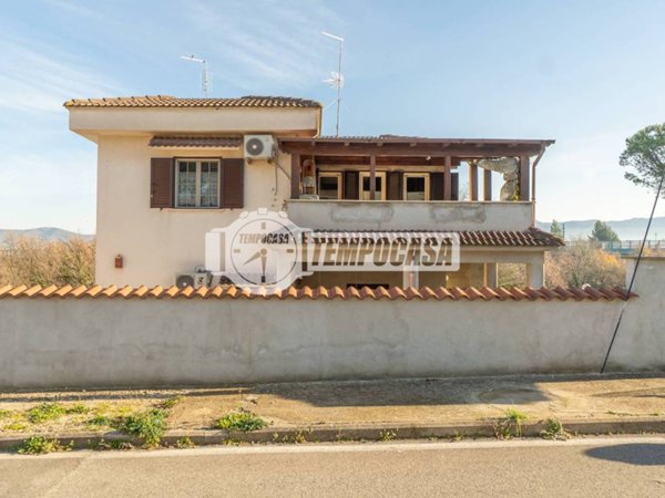 casa indipendente in vendita a Zagarolo in zona Valle Martella
