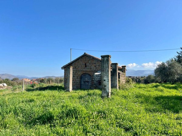 casa indipendente in vendita a Zagarolo