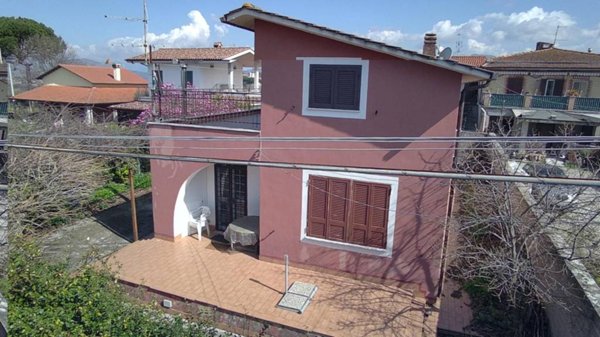 casa indipendente in vendita a Zagarolo