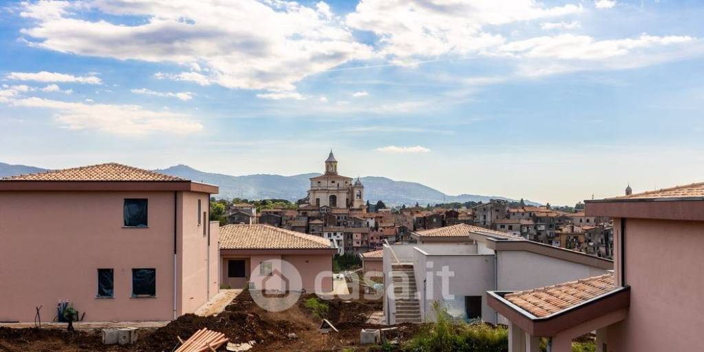 casa indipendente in vendita a Zagarolo