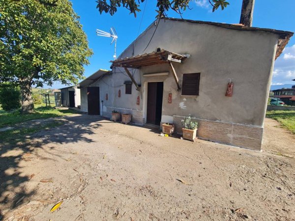 casa indipendente in vendita a Zagarolo