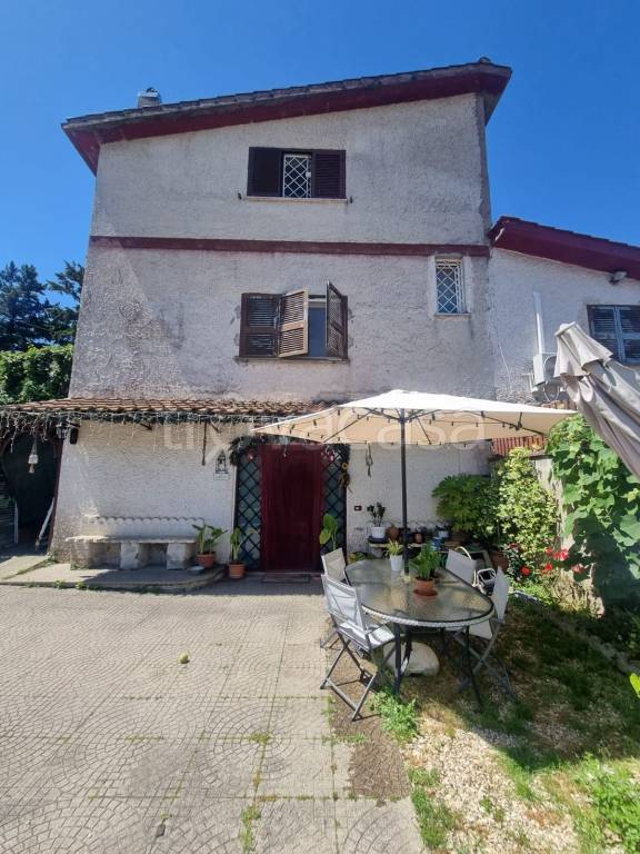 casa indipendente in vendita a Zagarolo