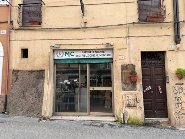 negozio in vendita a Zagarolo