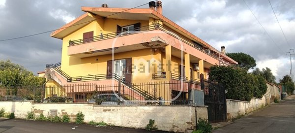 appartamento in vendita a Zagarolo in zona Valle Martella