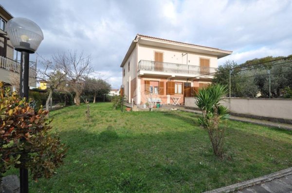 appartamento in vendita a Zagarolo in zona Valle Martella