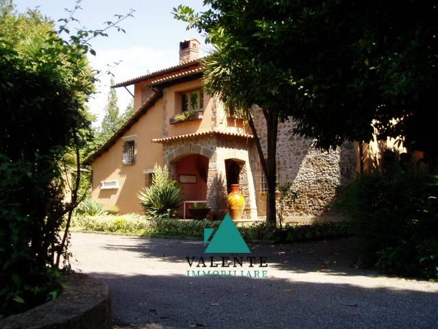 casa indipendente in vendita a Zagarolo