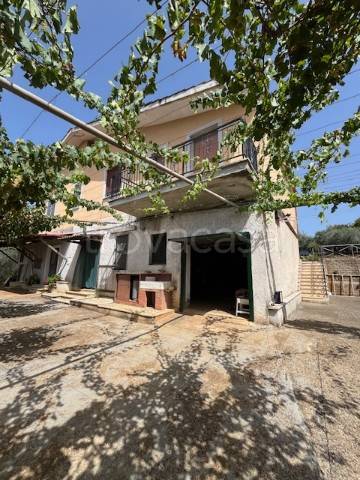 casa indipendente in vendita a Zagarolo