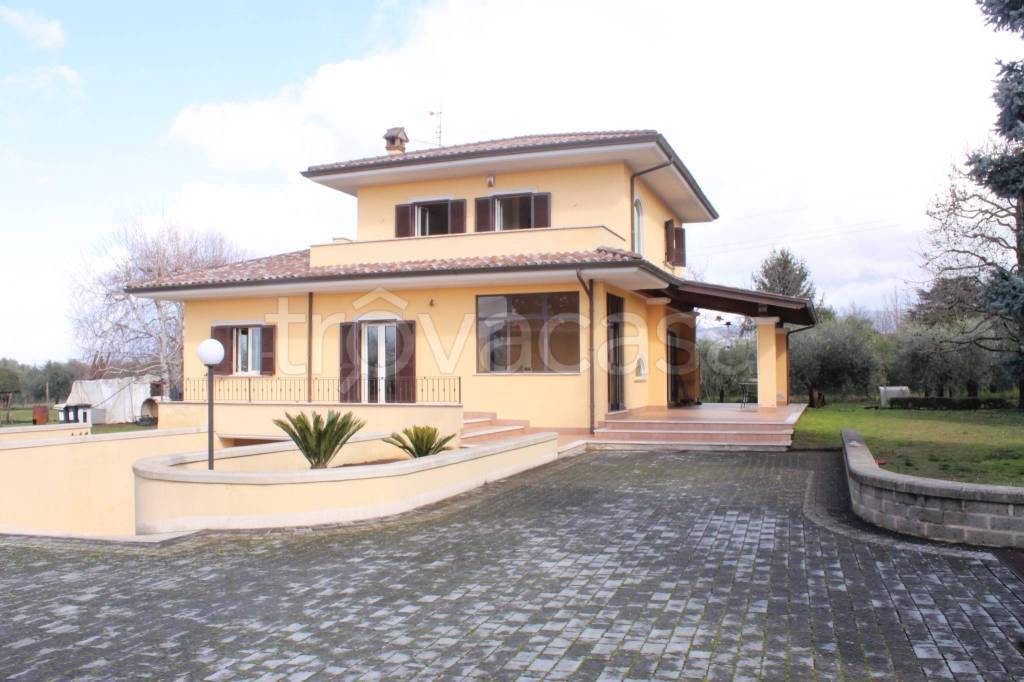 casa indipendente in vendita a Zagarolo
