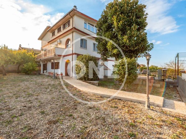 appartamento in vendita a Zagarolo in zona Valle Martella