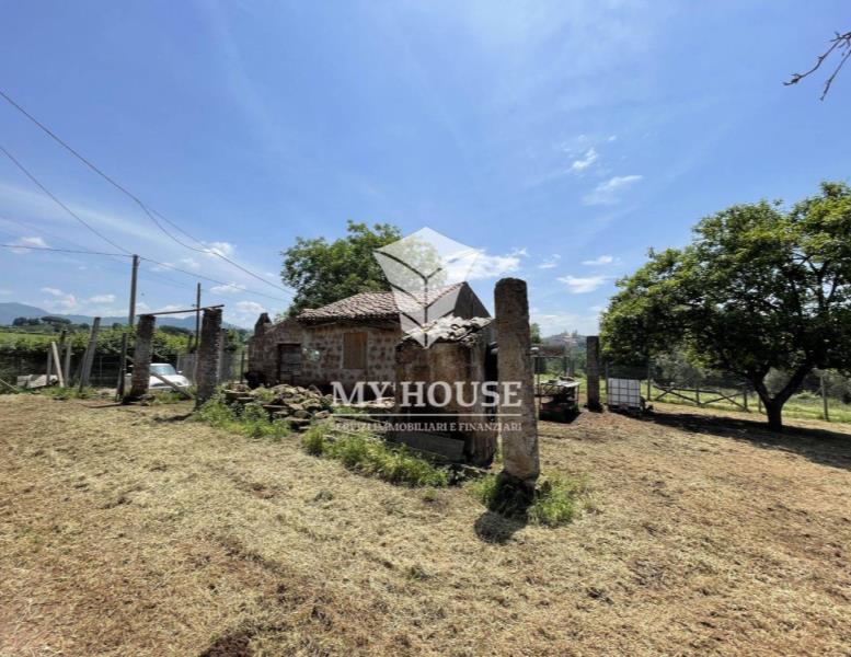 locale commerciale in vendita a Zagarolo