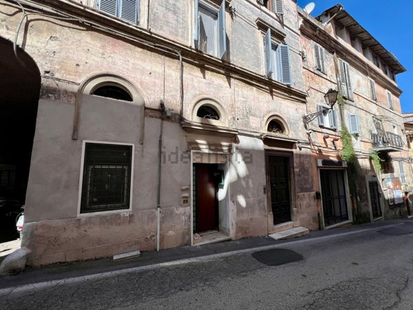 negozio in vendita a Zagarolo