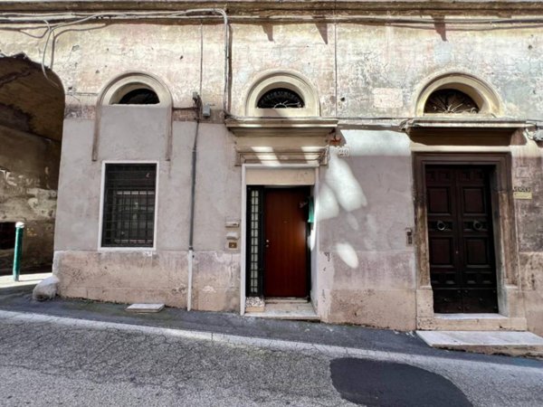 negozio in vendita a Zagarolo