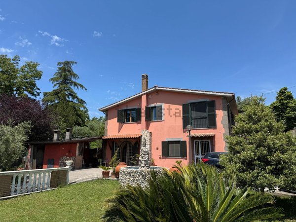 casa indipendente in vendita a Zagarolo