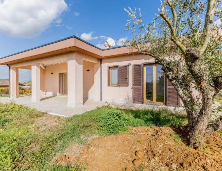 casa indipendente in vendita a Zagarolo
