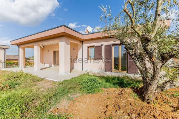 casa indipendente in vendita a Zagarolo