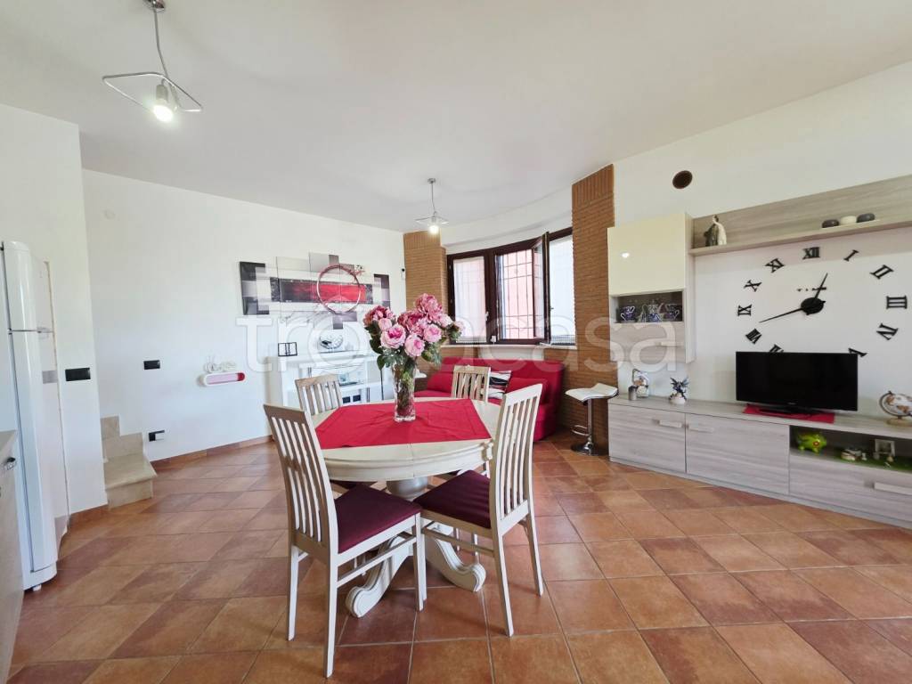 casa indipendente in vendita a Zagarolo