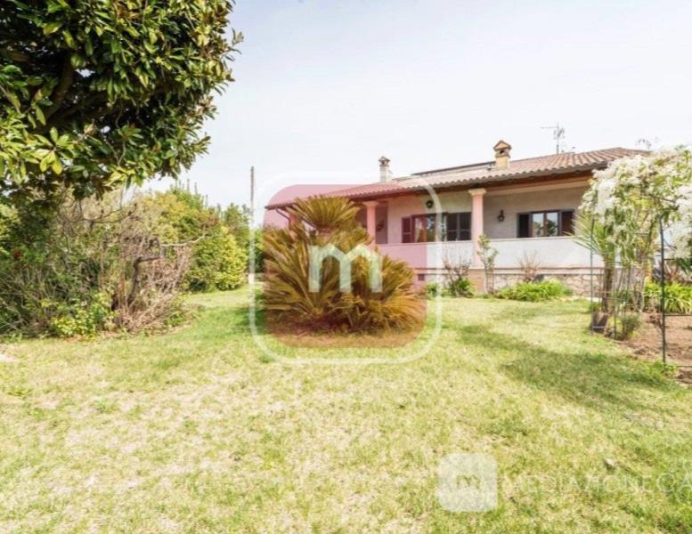 casa indipendente in vendita a Zagarolo