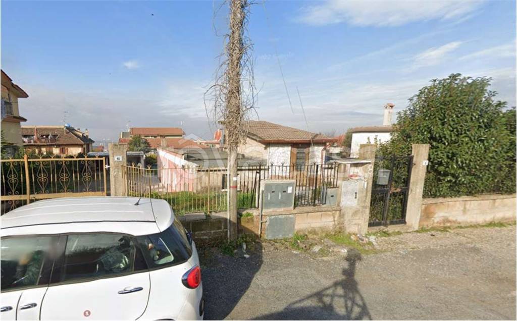 casa indipendente in vendita a Zagarolo in zona Valle Martella