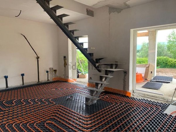 casa indipendente in vendita a Zagarolo