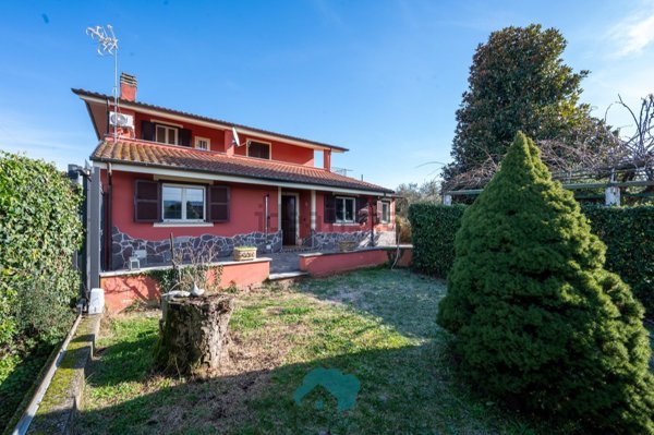 casa indipendente in vendita a Zagarolo