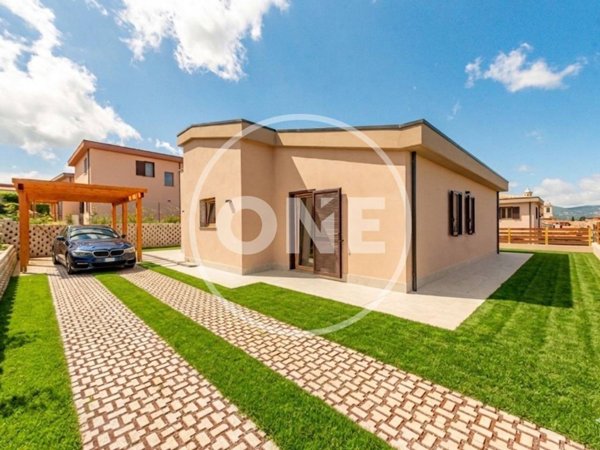 casa indipendente in vendita a Zagarolo