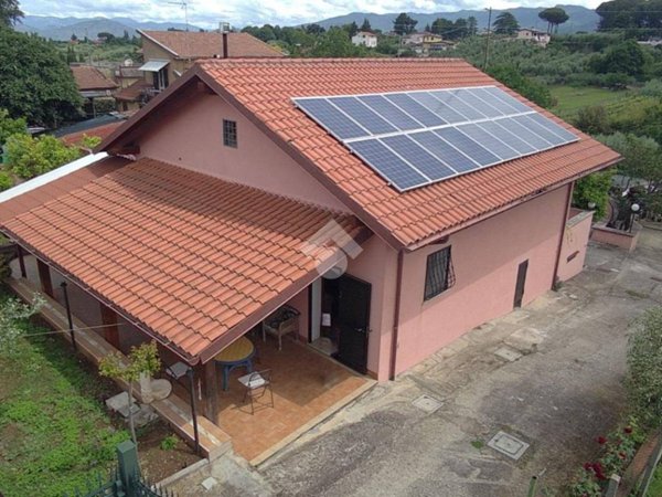 casa indipendente in vendita a Zagarolo