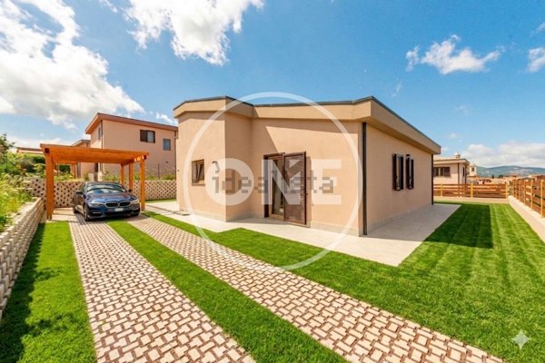 casa indipendente in vendita a Zagarolo