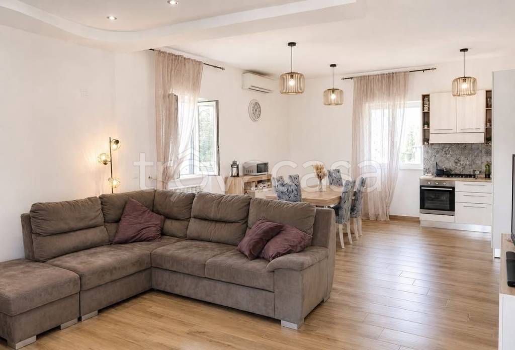 casa indipendente in vendita a Zagarolo