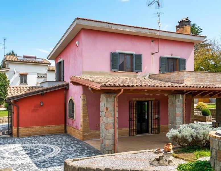 casa indipendente in vendita a Zagarolo