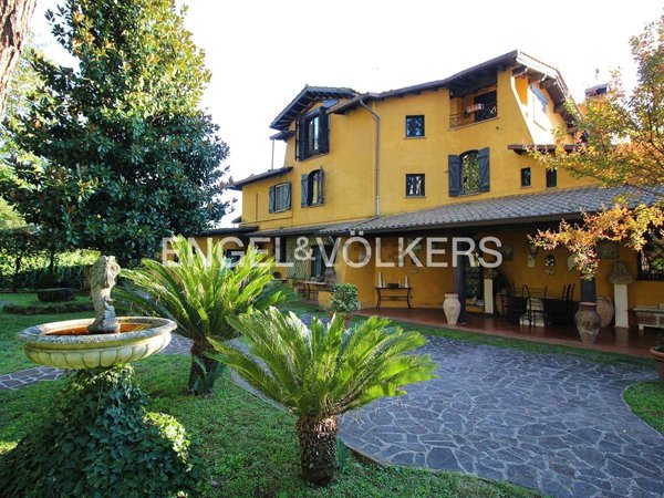 casa indipendente in vendita a Zagarolo