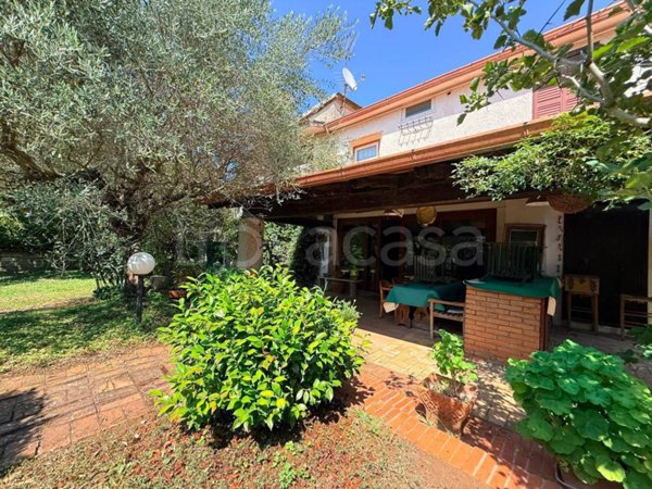 casa indipendente in vendita a Zagarolo