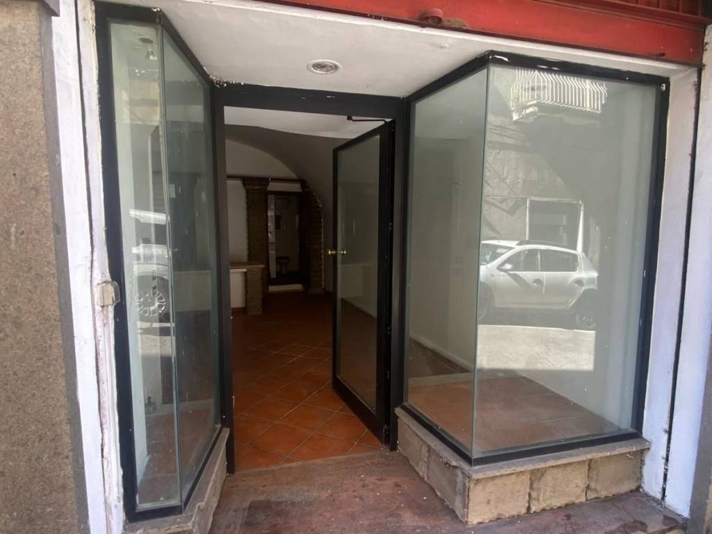 negozio in vendita a Zagarolo