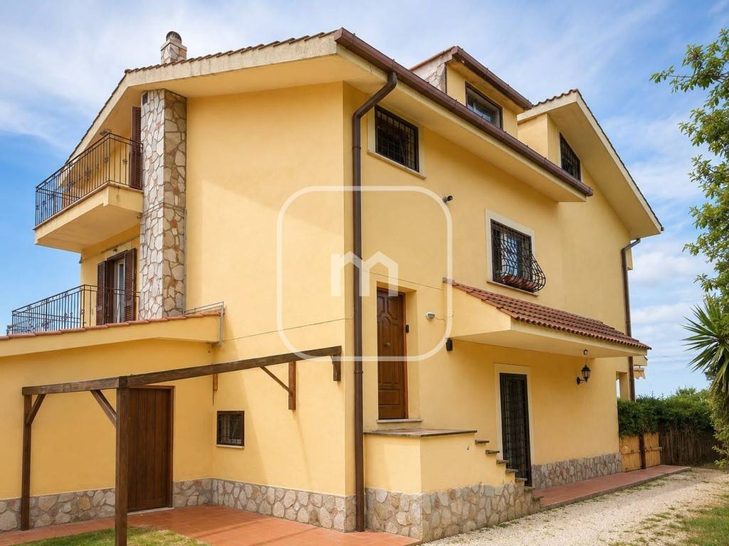 appartamento in vendita a Zagarolo in zona Valle Martella