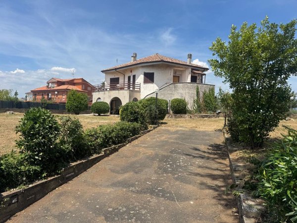 casa indipendente in vendita a Zagarolo